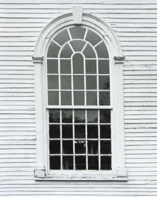 109r_rocky_hill_pulpit_window